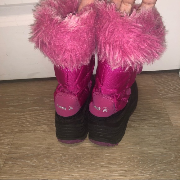 Kamik youth Toddler winter snow boots size 11 - Picture 3 of 6